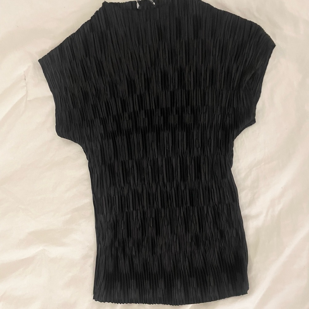 Elegant Black Pleated Top